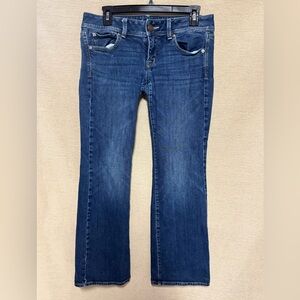 American Eagle Outfitter’s slim boot cut stretch size 6 short